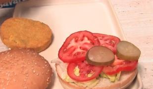 Preparatele fast-food, dușmanul siluetei. Cum putem pregăti shaorma și burgeri în variante sănătoase