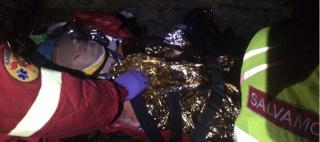 Bărbat căzut în Munţii Gutâi, salvat in extremis de salvamontişti