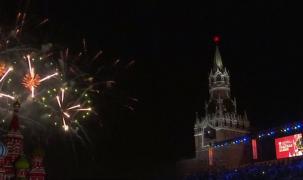 Sute de muzicieni iau parte la festivalul fanfarelor din Piaţa Roşie, Moscova