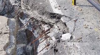 Pericol pe Transfăgărăşan. O parte dintr-un viaduct s-a surpat