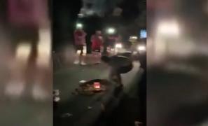 Groapă celebrată cu artificii, pe un drum județean din Cluj