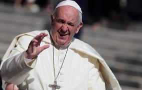 Papa Francisc a rămas blocat în lift și a întârziat la slujba de duminică