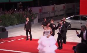 Penelope Cruz și Meryl Streep au strălucit pe covorul roşu, la Festivalul de Film de la Veneţia