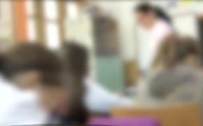 Profesorii stau la cozi interminabile la Poliţie pentru cazierul judiciar