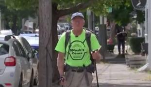 Un veteran american de 71 de ani a traversat pe jos teritoriul SUA