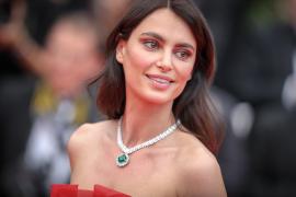 Catrinel Menghia, model, actriţă, mamă şi iubită. Și o apariţie răvăşitoare pe covorul roşu