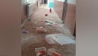 O şcoală întreagă din Clejani a fost distrusă de trei elevi