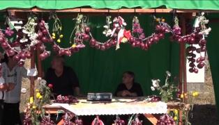 Arome îmbietoare şi preparate delicioase la Festivalul Cepei din Harghita