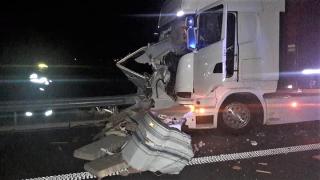 Doi morţi la Hunedoara, într-un grav accident, pe autostrada A1 (Video)