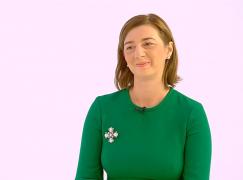 Ce ar trebui să simtă o mamă după naştere? Atena Boca, despre depresia postnatală