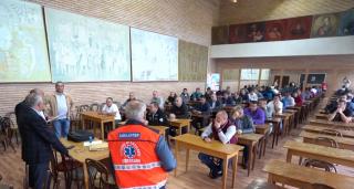 Candidaţi record pentru postul de ambulanţier la Botoşani (Video)