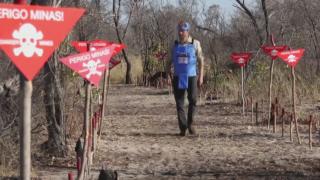 Prinţul Harry a mers în Anglola pe urmele mamei sale, Prințesa Diana