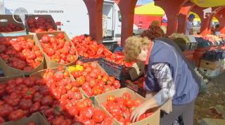 Românii, prilej pentru români ca să-și facă provizii de iarnă