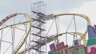 Un montagne russe a deraiat într-un parc de distracții din Mexic (Video)