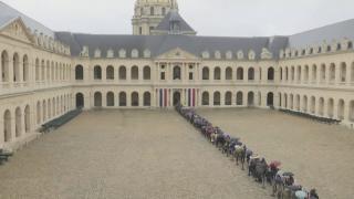 Mii de francezi i-au adus un omagiu lui Jacques Chirac, la Domul Invalizilor