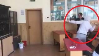 Cum se schimbă tabla într-un liceu din Botoşani (Video)
