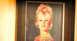 Codin Maticiuc și-a expus colecţia impresionantă de autografe