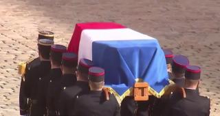 Lumea întreagă şi-a luat adio de la Jacques Chirac. Fost primar al Parisului, premier şi preşedinte a fost înmormântat cu onoruri militare