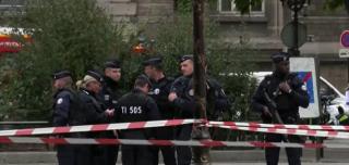 Un poliţist din Paris şi-a ucis patru colegi, după o ceartă cu şefa lui