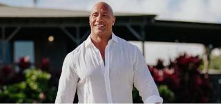 Dwayne Johnson, surpriză muzicală pentru o fană de 100 de ani