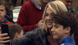 Nadia Comăneci caută campioni şi a fost aşteptată de 2.000 de tineri, în parc