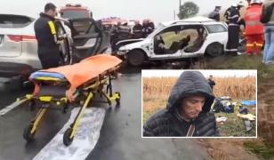 Un bărbat care a scăpat neatins din accidentul cu 4 morţi, din Iaşi, plânge pe marginea drumului (video)