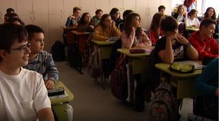 Lipsa unui ministru a aruncat Educaţia într-o criză fără precedent