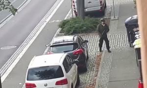 Atac armat la o sinagogă din Germania: doi oameni au murit