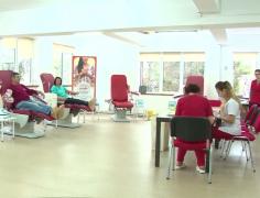 Mesajul tulburător al bolnavilor care depind de tratamentul cu imunoglobulină: "Putem muri cu zile în România!"