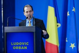 Încep negocierile pentru un nou guvern. Ludovic Orban se propune premier