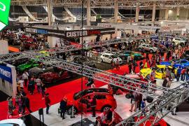 Maşina vedetelor de la Hollywood, marea atracţie de la Salonul Auto Bucureşti