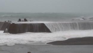 Japonia, lovită de cel mai puternic taifun din ultimii 60 de ani