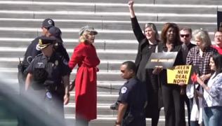 Actriţa Jane Fonda a fost arestată la un protest în Washington