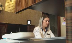 Unii patroni de pe litoral țin afacerile deschise în extrasezon, să nu piardă angajații