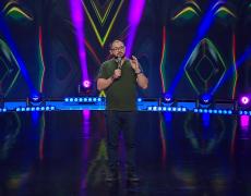 Publicul a votat și l-a trimis în finala iUmor pe Alex Şerban