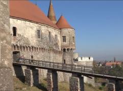 A început restaurarea Castelului Corvinilor din Hunedoara