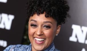 Actrițele cu părul des și creț dau bătăi de cap stiliștilor de la Hollywood