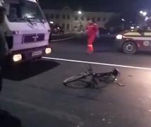 Trei copii din Năsăud au fost răniţi în centrul oraşului, după ce bicicleta lor a fost lovită de o camionetă