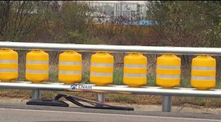 Autorităţile instalează un nou tip de parapet pe şoselele din România (Video)