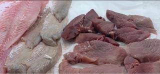 Mizerie şi mâncare expirată găsite într-unul dintre cele mai cunoscute hipermarketuri