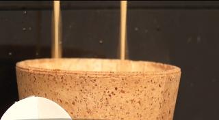 Pentru înlocuirea plasticului au apărut paharele şi paiele comestibile