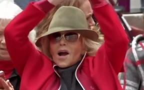 Actriţa Jane Fonda, arestată pentru a patra oară într-o lună