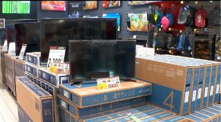 Românii, aşteptaţi să cheltuie peste 300 de milioane de euro de Black Friday