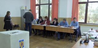 Părinţii Alexandrei şi Luizei, fetele dispărute din Caracal, mesaje tulburătoare în ziua alegerilor prezidenţiale