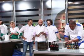 Luptă acerbă în prima confruntare pe echipe a sezonului Chefi la Cuţite