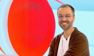 Emanuel Mirea, despre mesajul melodiei "Să facem viaţa mai rotundă"