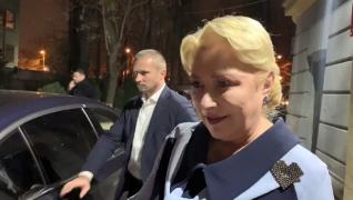 Viorica Dăncilă, despre dezbaterea lui Iohannis: "El dă dosarul cu întrebările şi răspunsurile, nu e o dezbatere, e un monolog" (Video)
