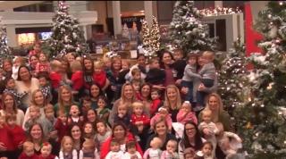 20 de perechi de gemeni l-au întâlnit pe Moş Crăciun, în SUA