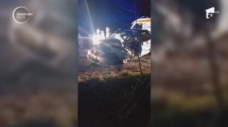 Accident grav în Dâmbovița, la Bujoreni, între o mașină și un camion