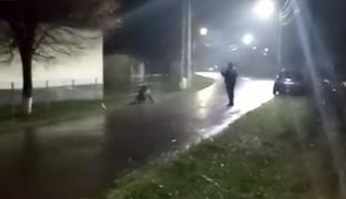 Scandalagiu băut, împușcat în picior la o secție de votare din Prahova